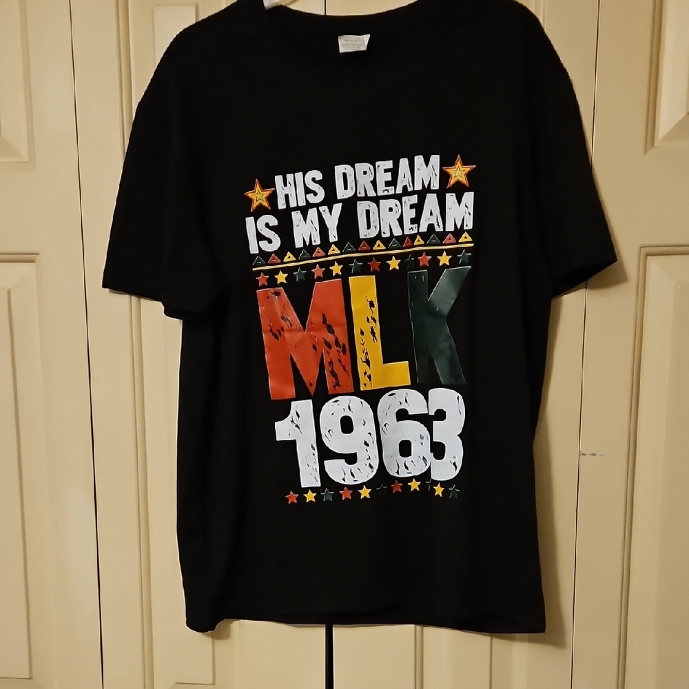 Black Short Sleeve Graphic Tee - MLK 1963 'His Dream Is My Dream'